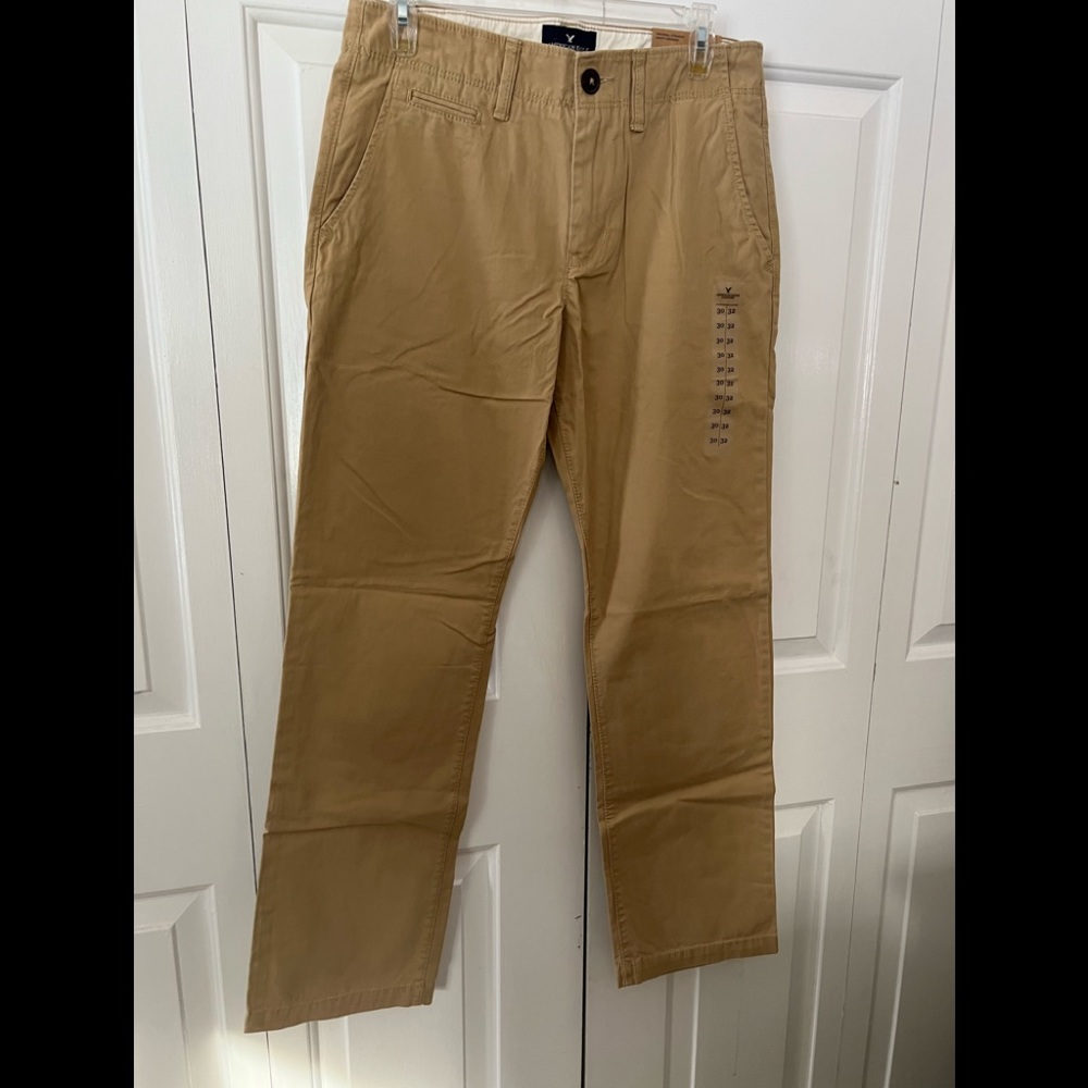 new Tan American Eagle Original Straight Pant size w 30 L 32